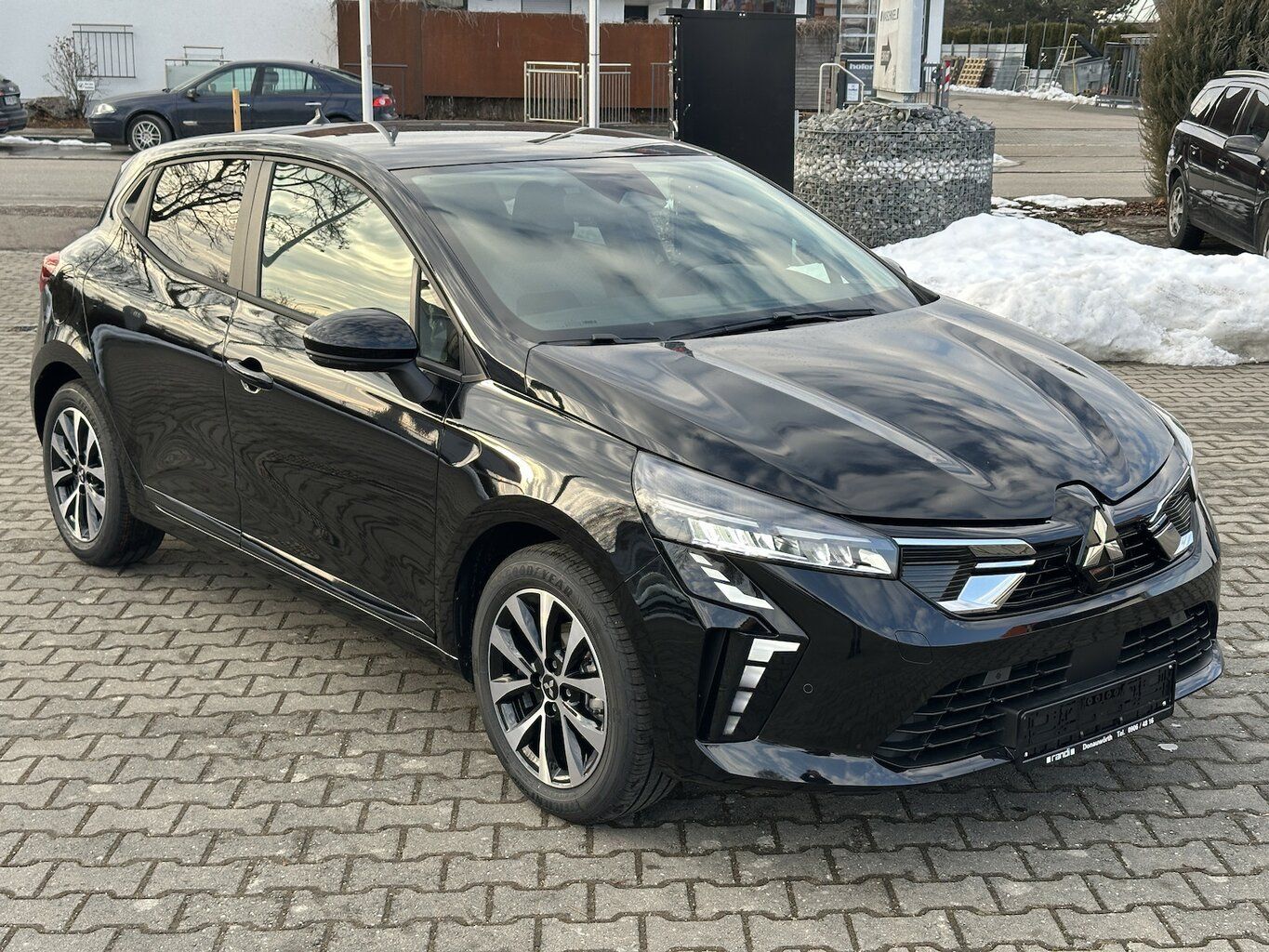 Mitsubishi Colt - Bild 2 von 15