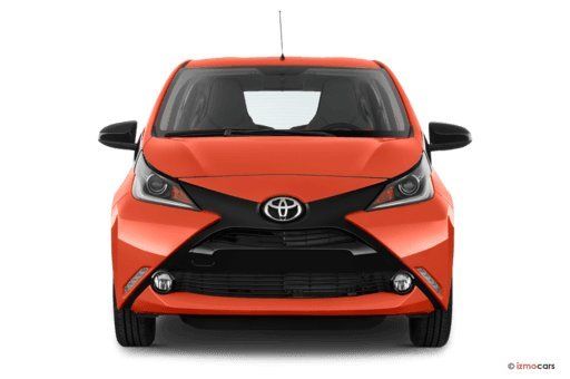 Toyota Aygo orange Frontansicht Kleinwagen Studio