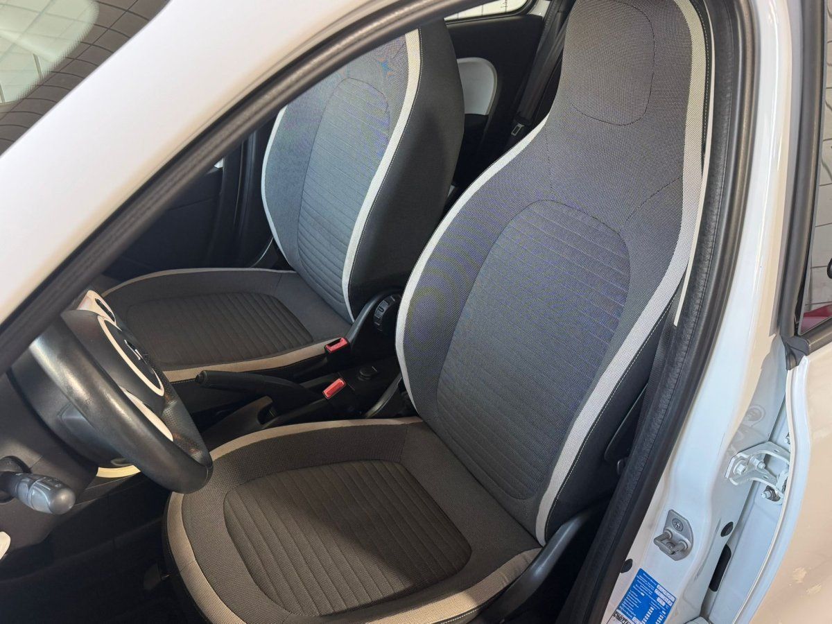 Renault Twingo - Bild 10 von 15