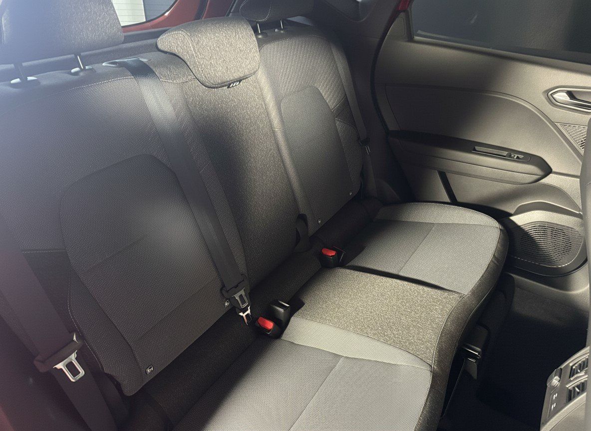 Renault Captur - Bild 14 von 15