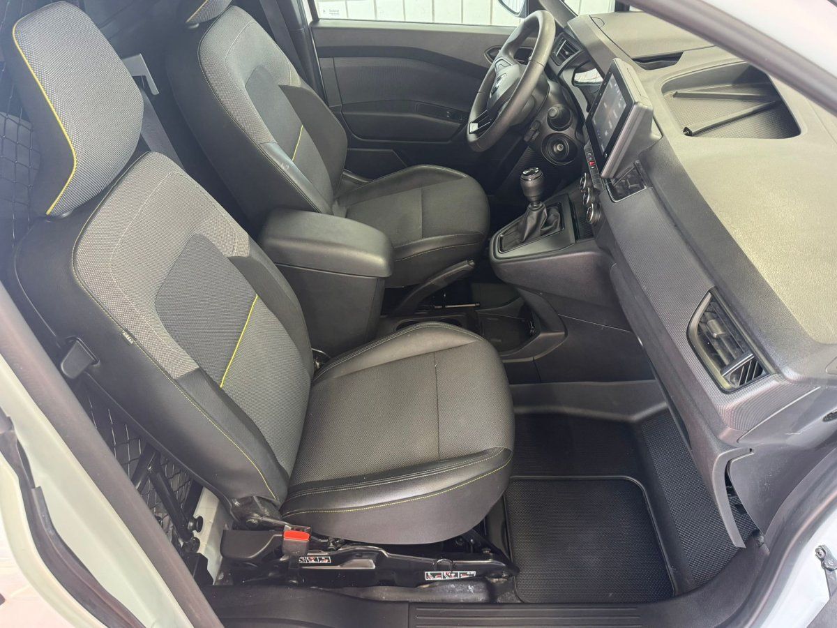 Renault Kangoo Rapid - Bild 10 von 15