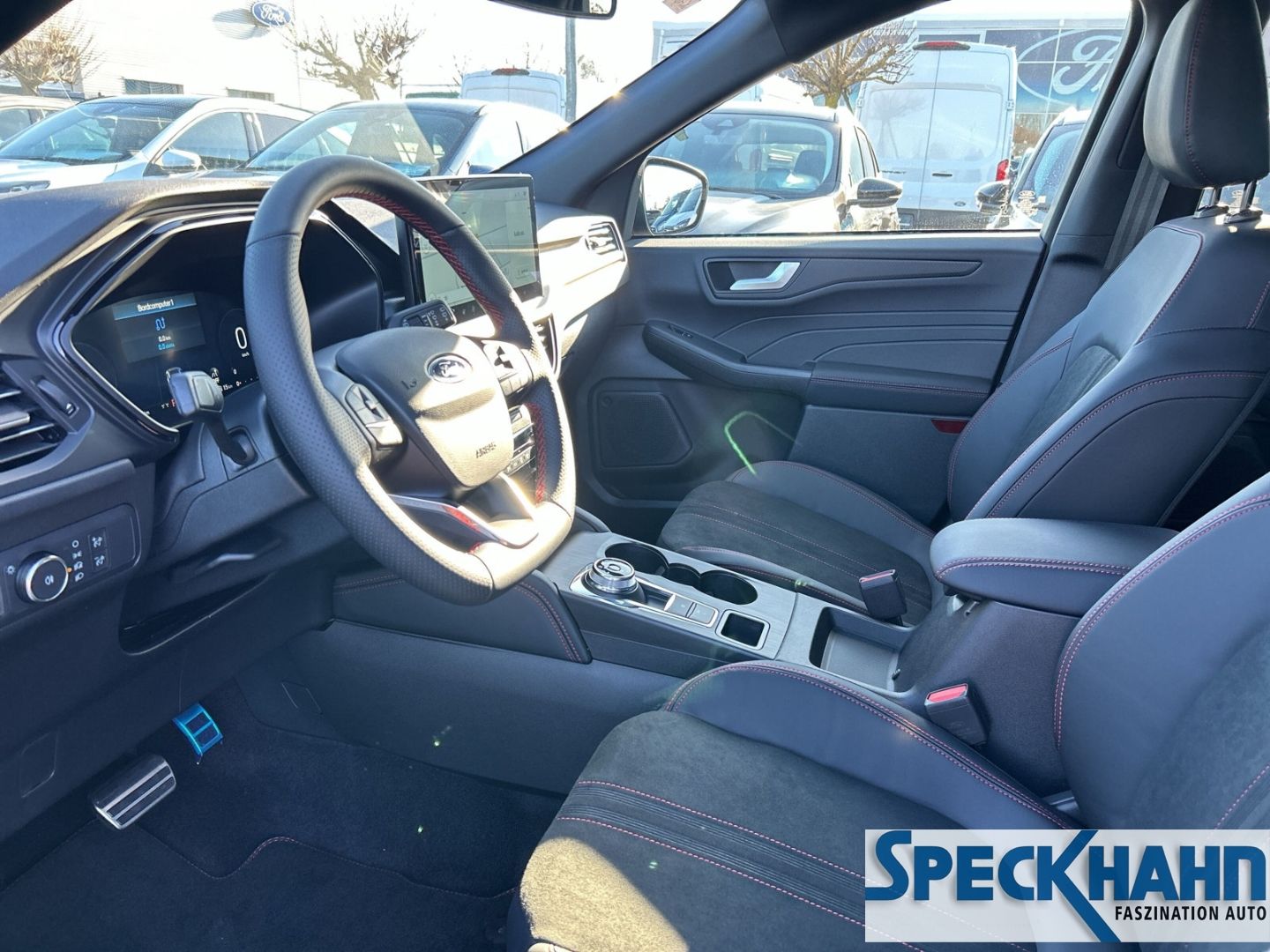 Ford Kuga - Bild 11 von 15
