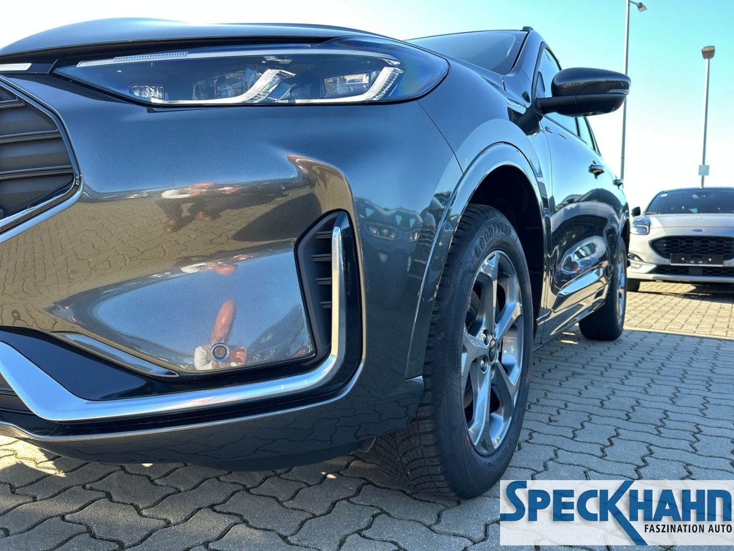Ford Kuga - Bild 7 von 15