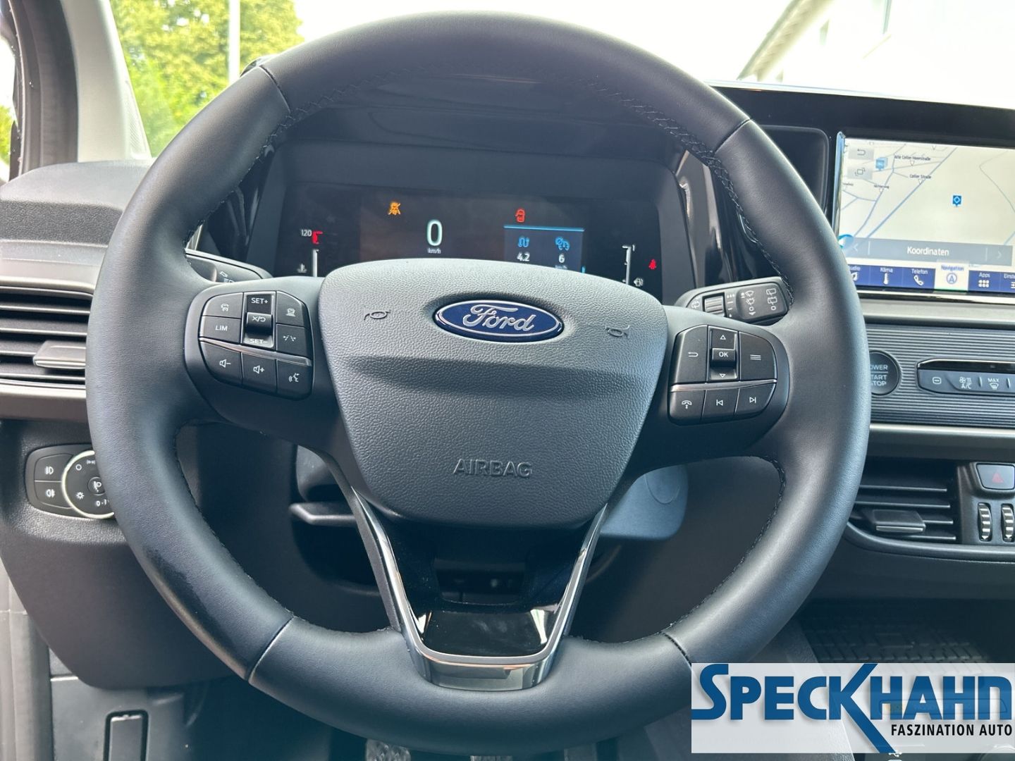 Ford Transit Courier Limited 1.5 EcoBlue Kamera Navi PDCv+h - Bild 15 von 20