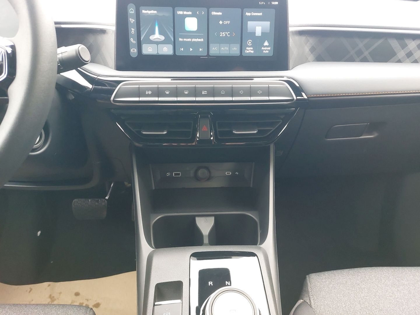 MG MG3 1.5 Hybrid+ Standard Kamera ACC PDC Klima BT - Bild 17 von 20