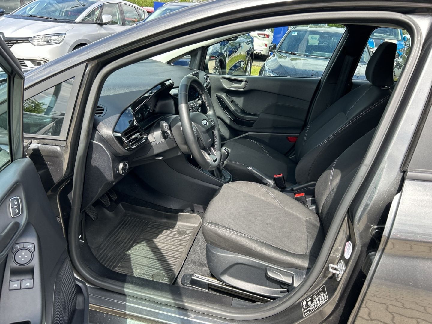 Ford Fiesta - Bild 10 von 15