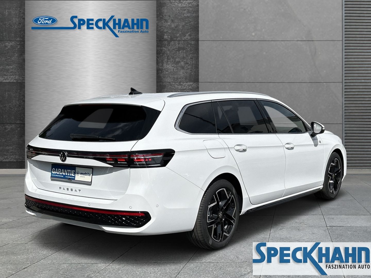 Volkswagen Passat Variant 2.0 TDI R-Line Kamera ACC HUD Panodach Navi - Bild 4 von 20