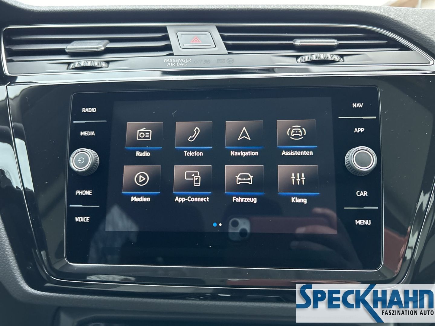 Volkswagen Touran Highline 2.0 TDI 7 Sitzer el.Panodach R-Line-Paket - Bild 17 von 20