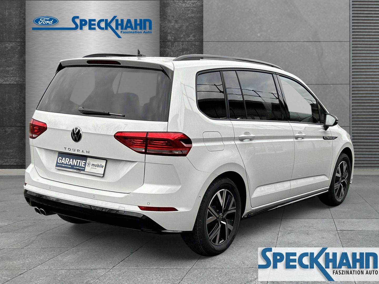 Volkswagen Touran Highline 2.0 TDI 7 Sitzer el.Panodach R-Line-Paket - Bild 4 von 20