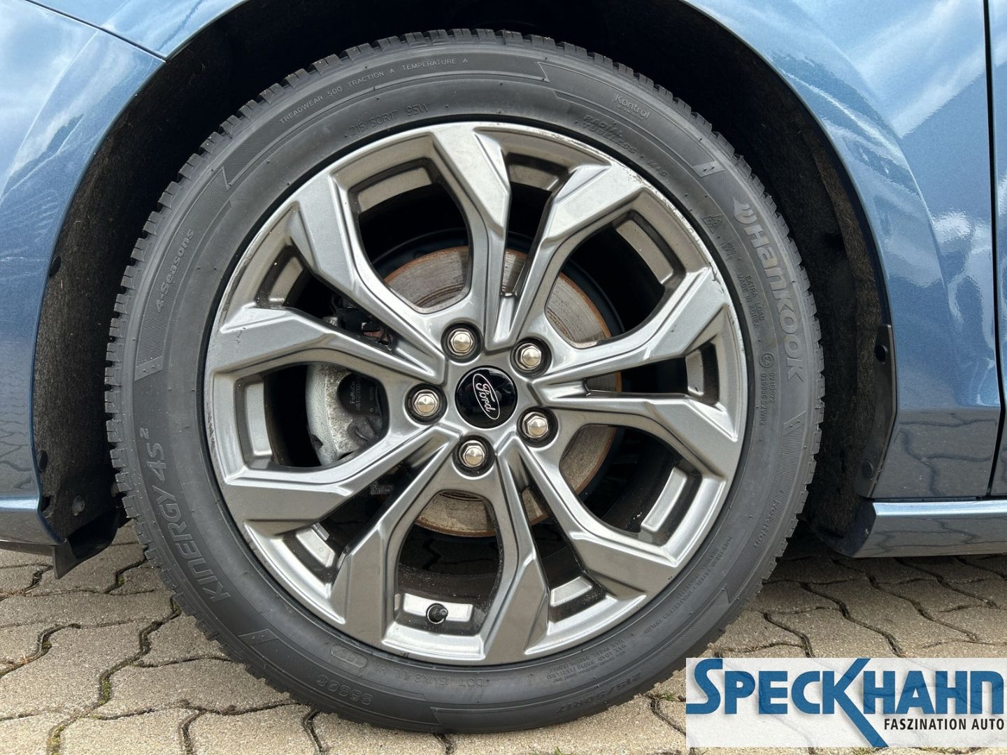 Ford Focus Turnier ST-Line 1.0 EcoBoost Mild-Hybrid AHK Navi LED - Bild 8 von 20