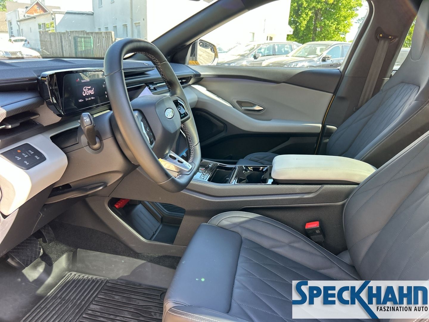 Ford Capri Premium RWD Kamera Leder e-Sitze SHZ PDCv+h - Bild 11 von 20