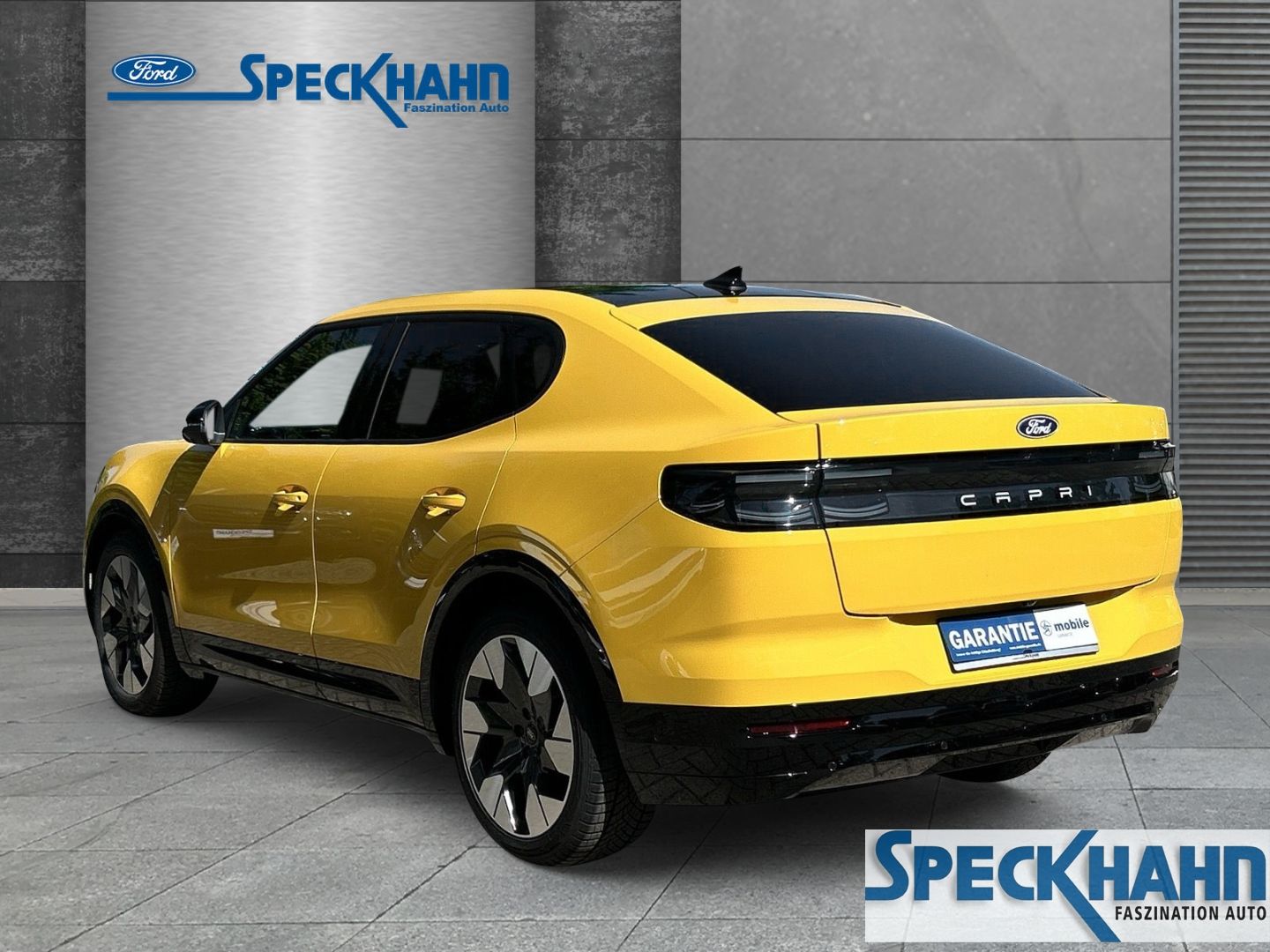 Ford Capri Premium RWD Kamera Leder e-Sitze SHZ PDCv+h - Bild 2 von 20