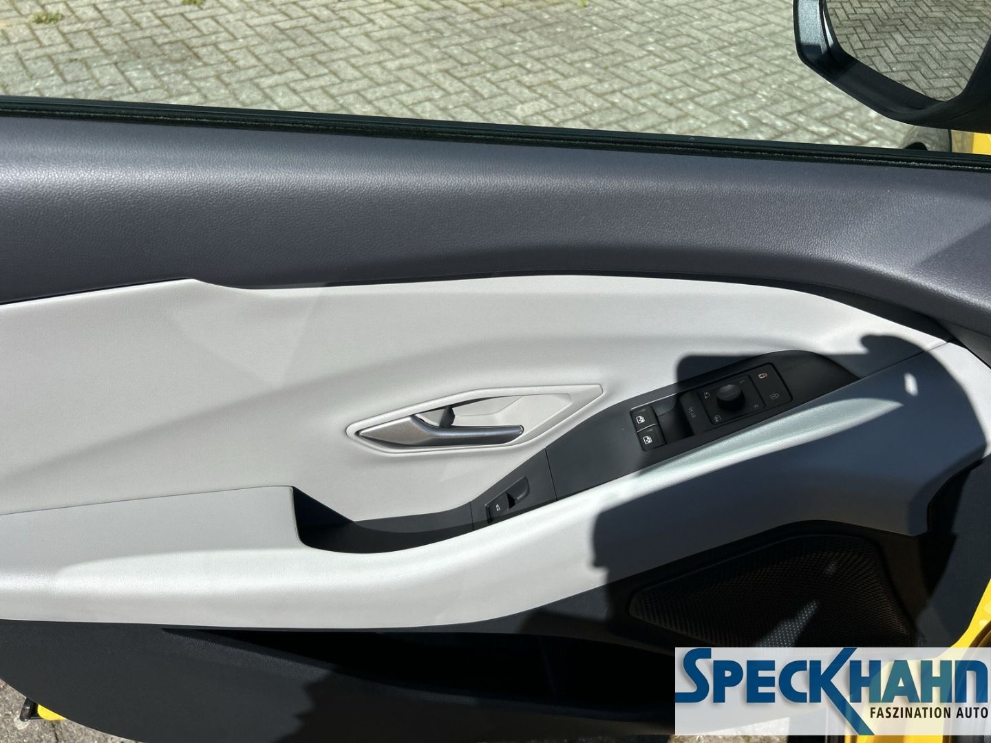 Ford Capri Premium RWD Kamera Leder e-Sitze SHZ PDCv+h - Bild 20 von 20