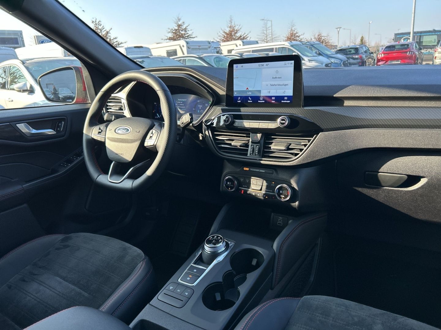 Ford Kuga Plug-In Hybrid ST-Line X AHK-abnehmbar Navi Digitales Cockpit Soundsystem B & O - Bild 12 von 20