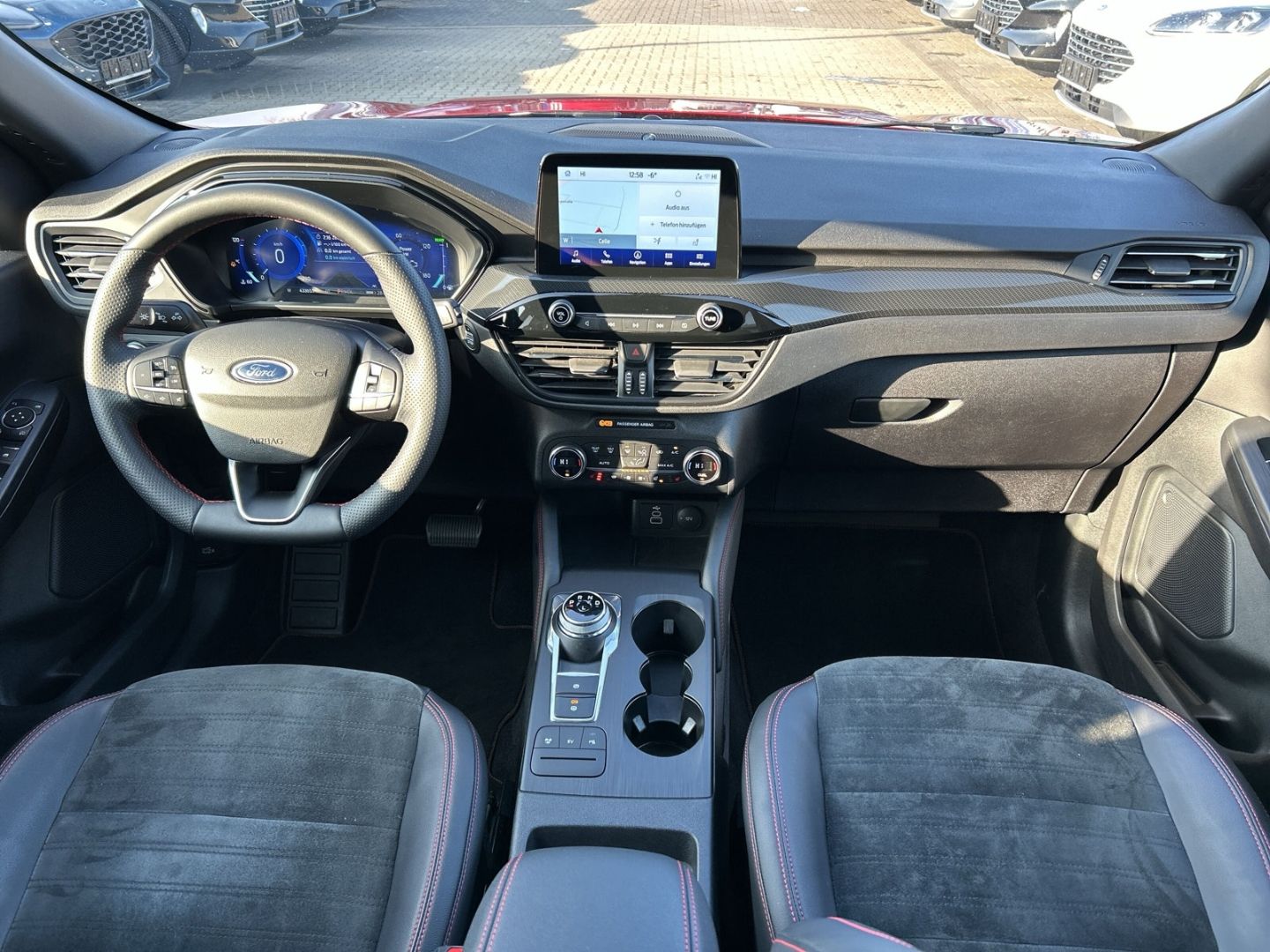 Ford Kuga Plug-In Hybrid ST-Line X AHK-abnehmbar Navi Digitales Cockpit Soundsystem B & O - Bild 14 von 20