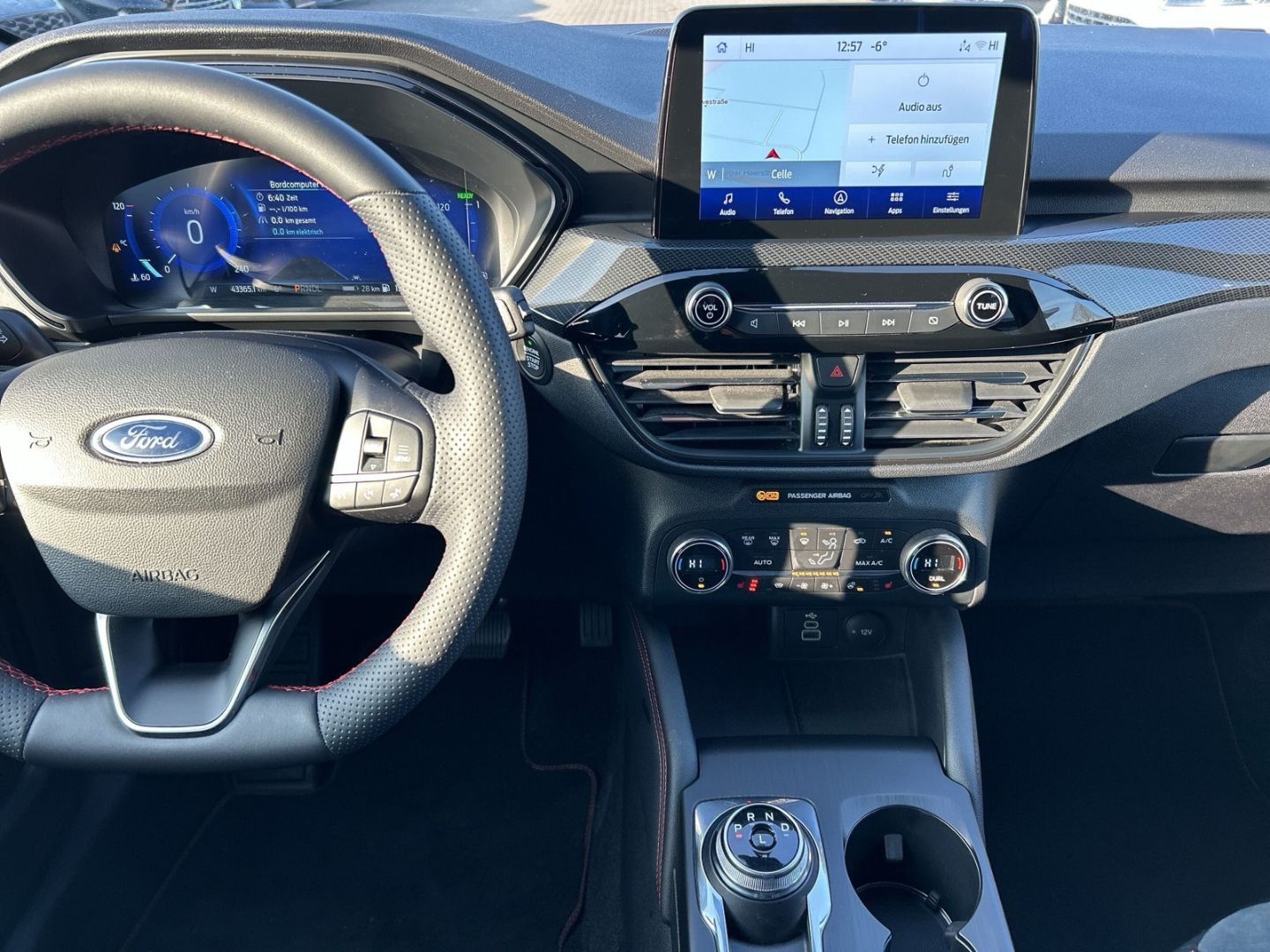 Ford Kuga Plug-In Hybrid ST-Line X AHK-abnehmbar Navi Digitales Cockpit Soundsystem B & O - Bild 18 von 20