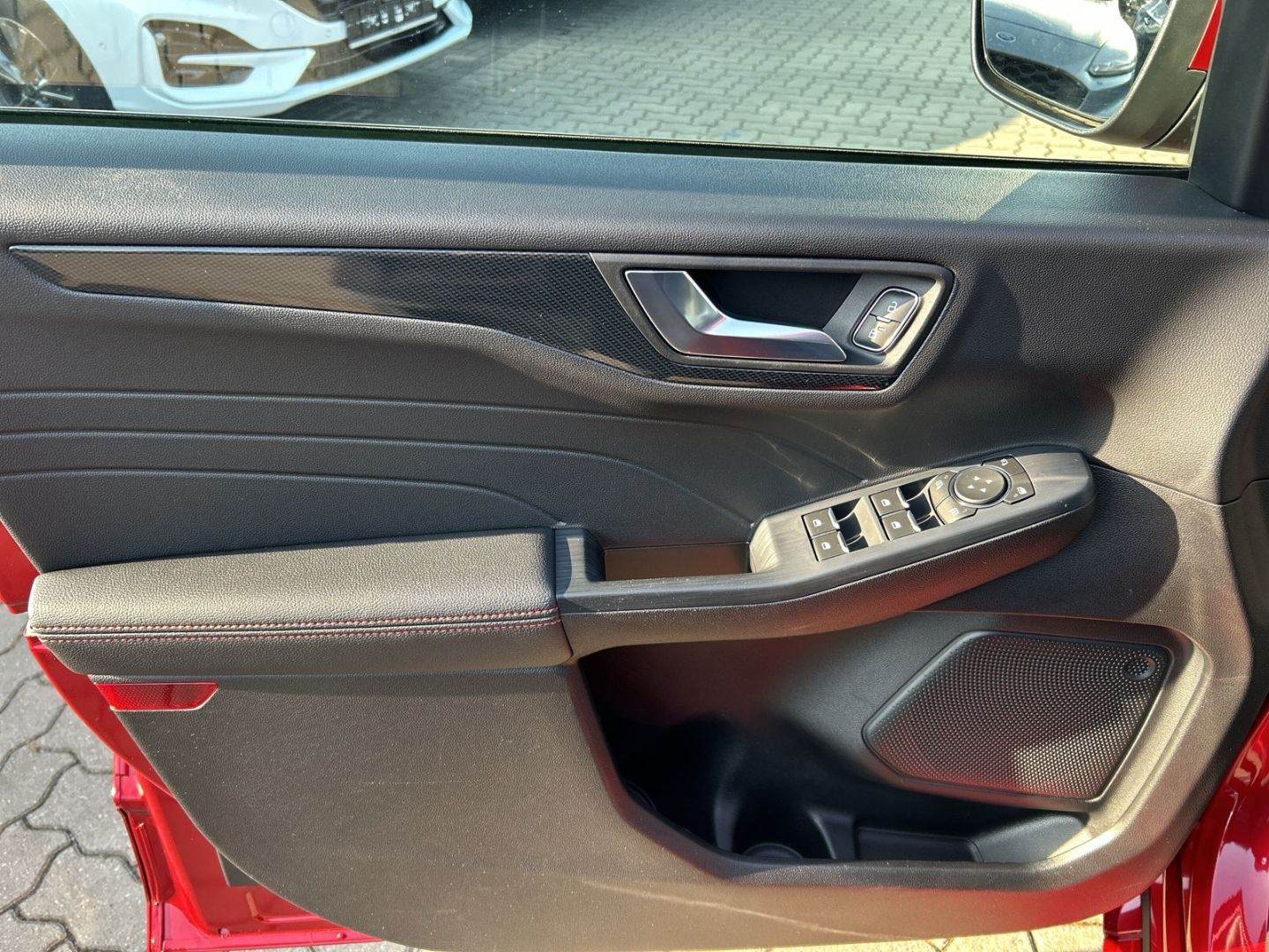 Ford Kuga Plug-In Hybrid ST-Line X AHK-abnehmbar Navi Digitales Cockpit Soundsystem B & O - Bild 20 von 20