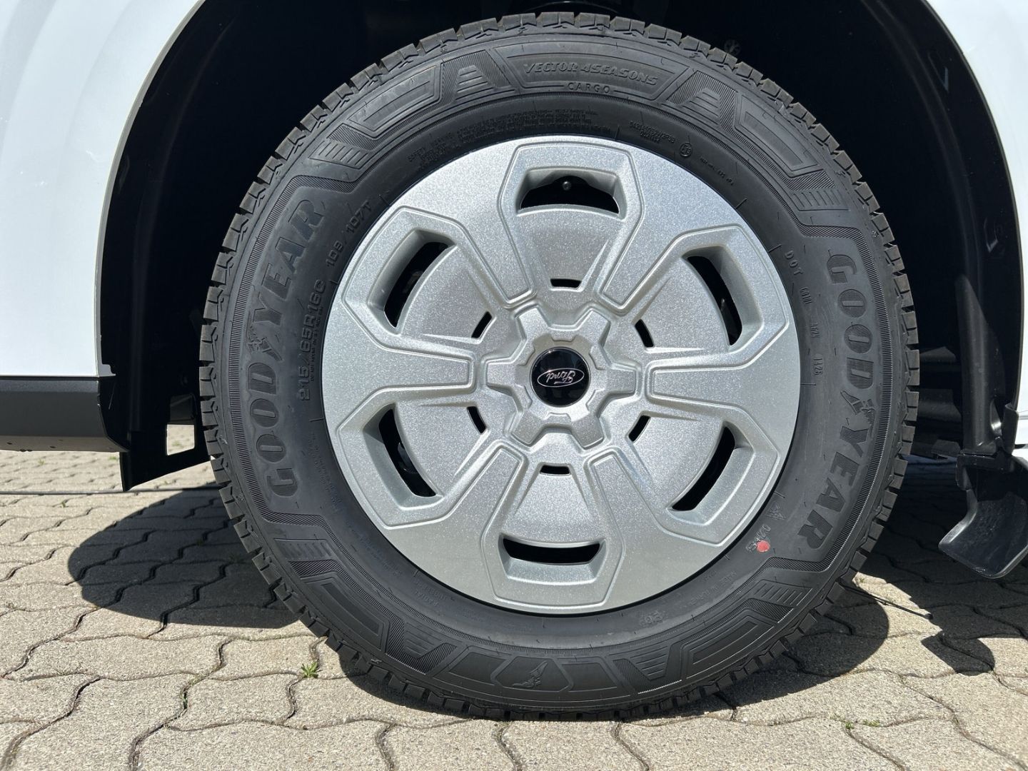 Ford Transit Custom - Bild 8 von 15