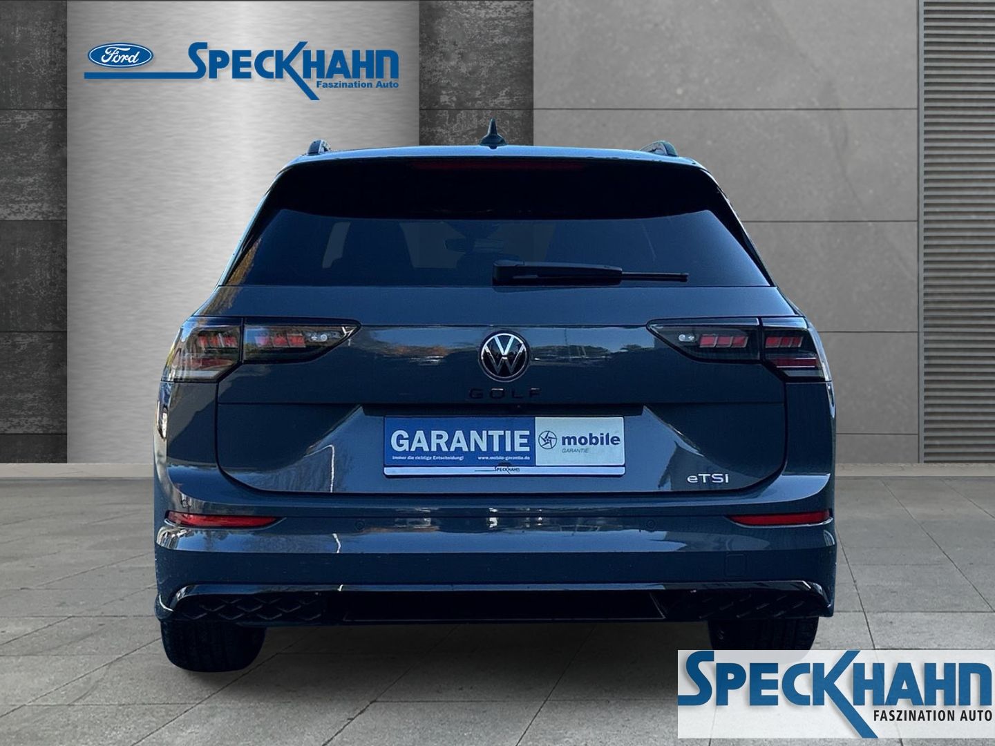 Volkswagen Golf VIII Variant 1.5 eTSI 110 kW R-Line EU6e HEAD-UP-Display Abstandsregeltempomat - Bild 3 von 20