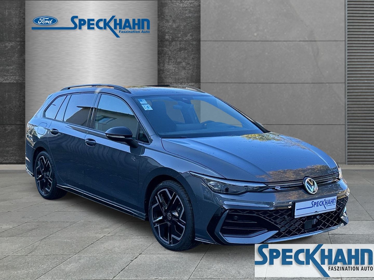 Volkswagen Golf VIII Variant 1.5 eTSI 110 kW R-Line EU6e HEAD-UP-Display Abstandsregeltempomat - Bild 5 von 20