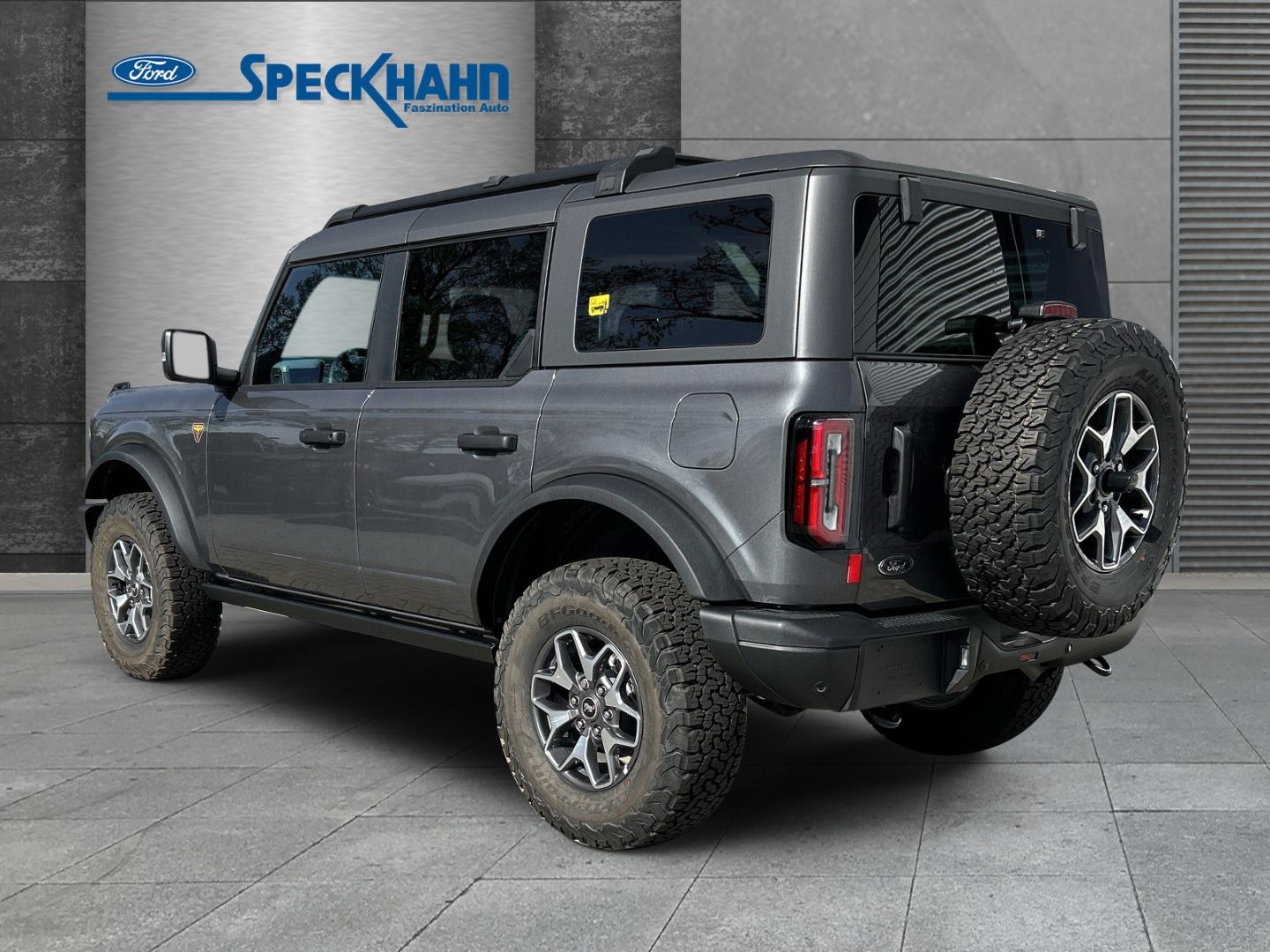 Ford Bronco - Bild 2 von 15