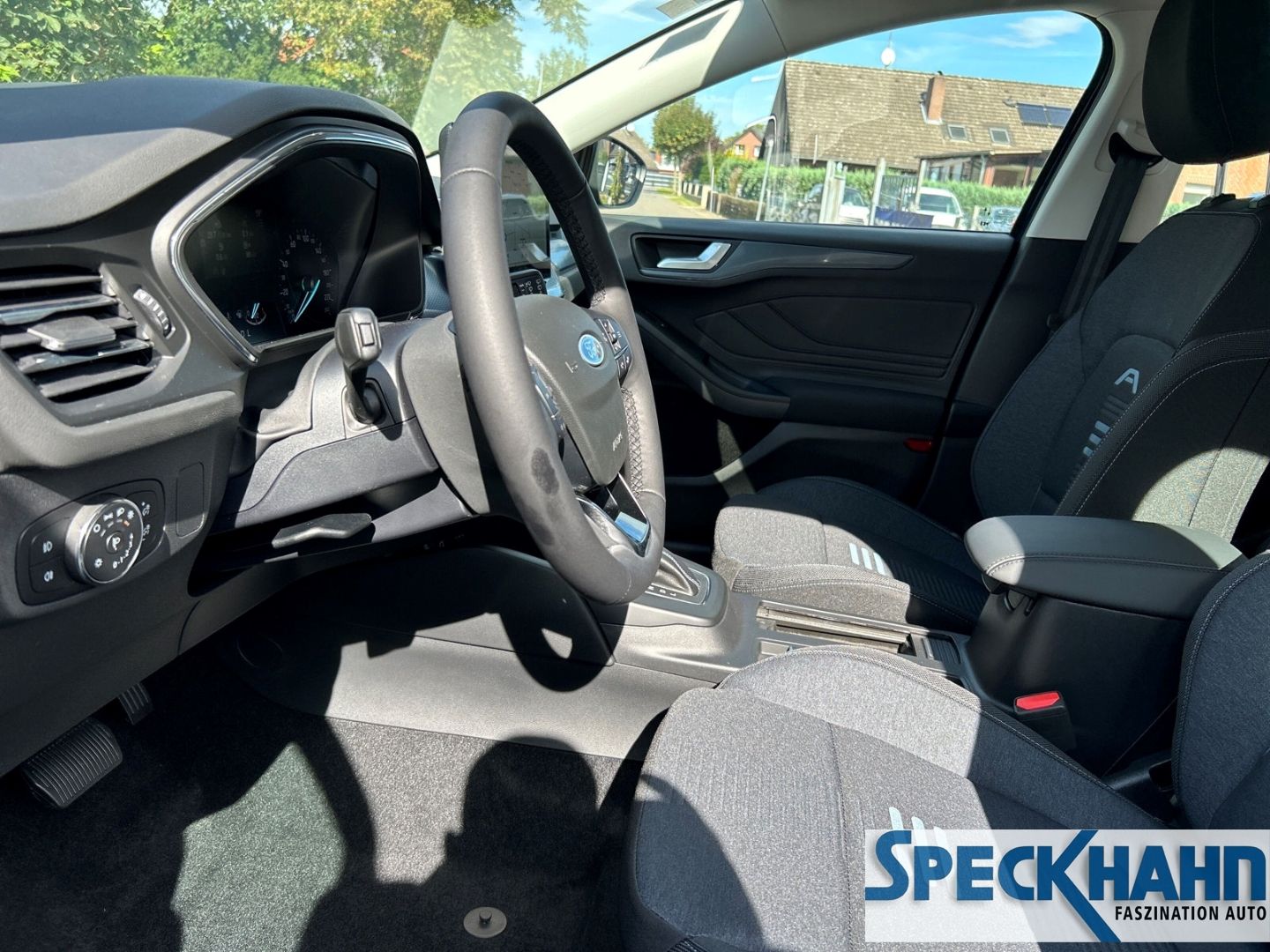 Ford Focus Turnier Active - Bild 11 von 15