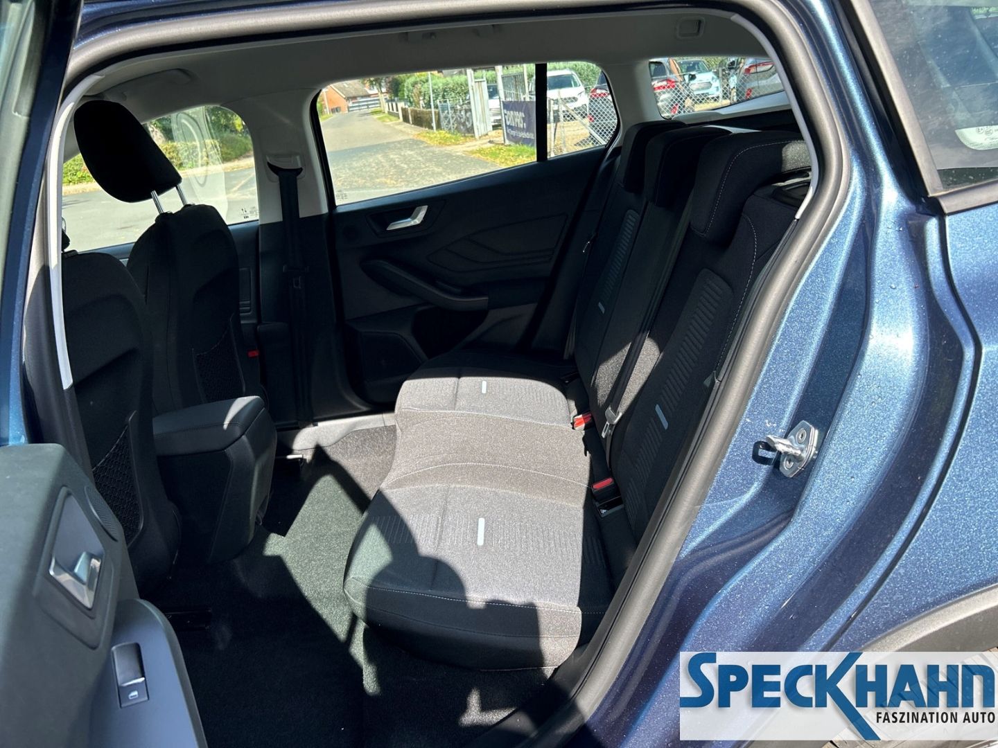 Ford Focus Turnier Active - Bild 13 von 15
