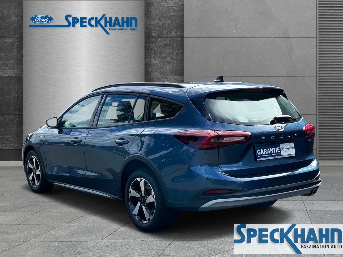 Ford Focus Turnier Active - Bild 2 von 15