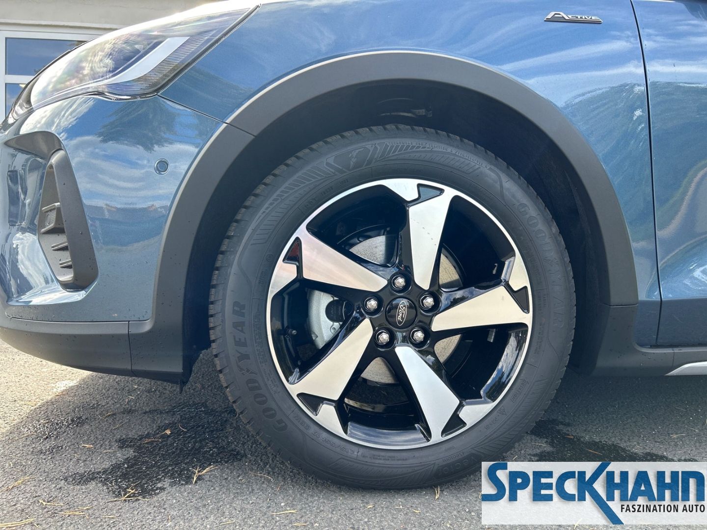 Ford Focus Turnier Active - Bild 8 von 15