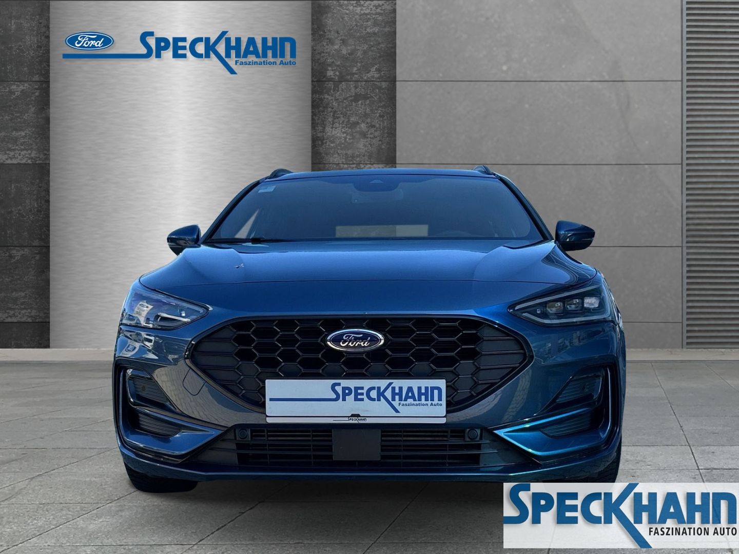 Ford Focus Turnier ST-Line 1.0 EcoBoost Mild-Hybrid  AHK El. Panodach Navi LED - Bild 6 von 20