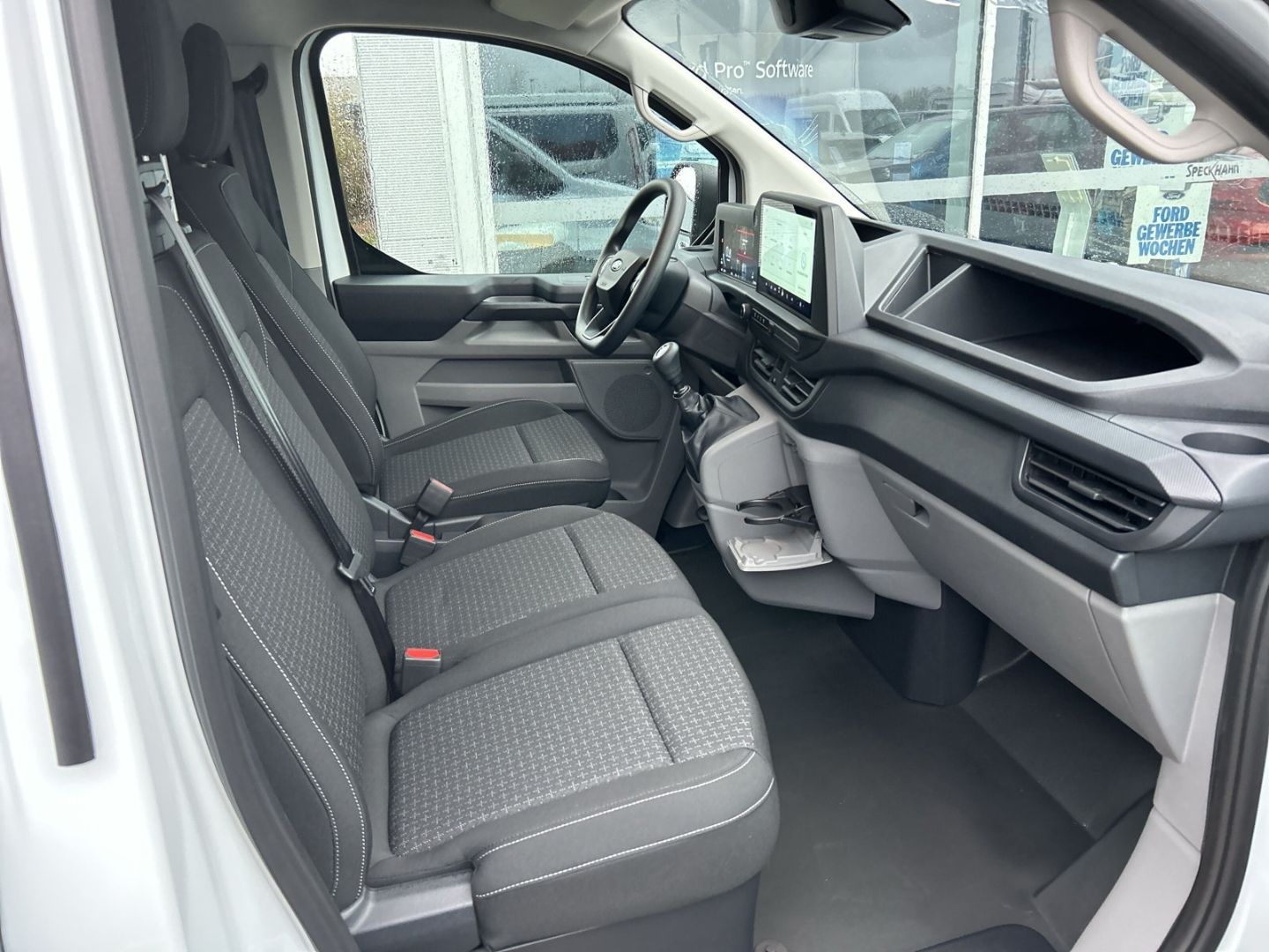 Ford Transit Custom - Bild 13 von 15