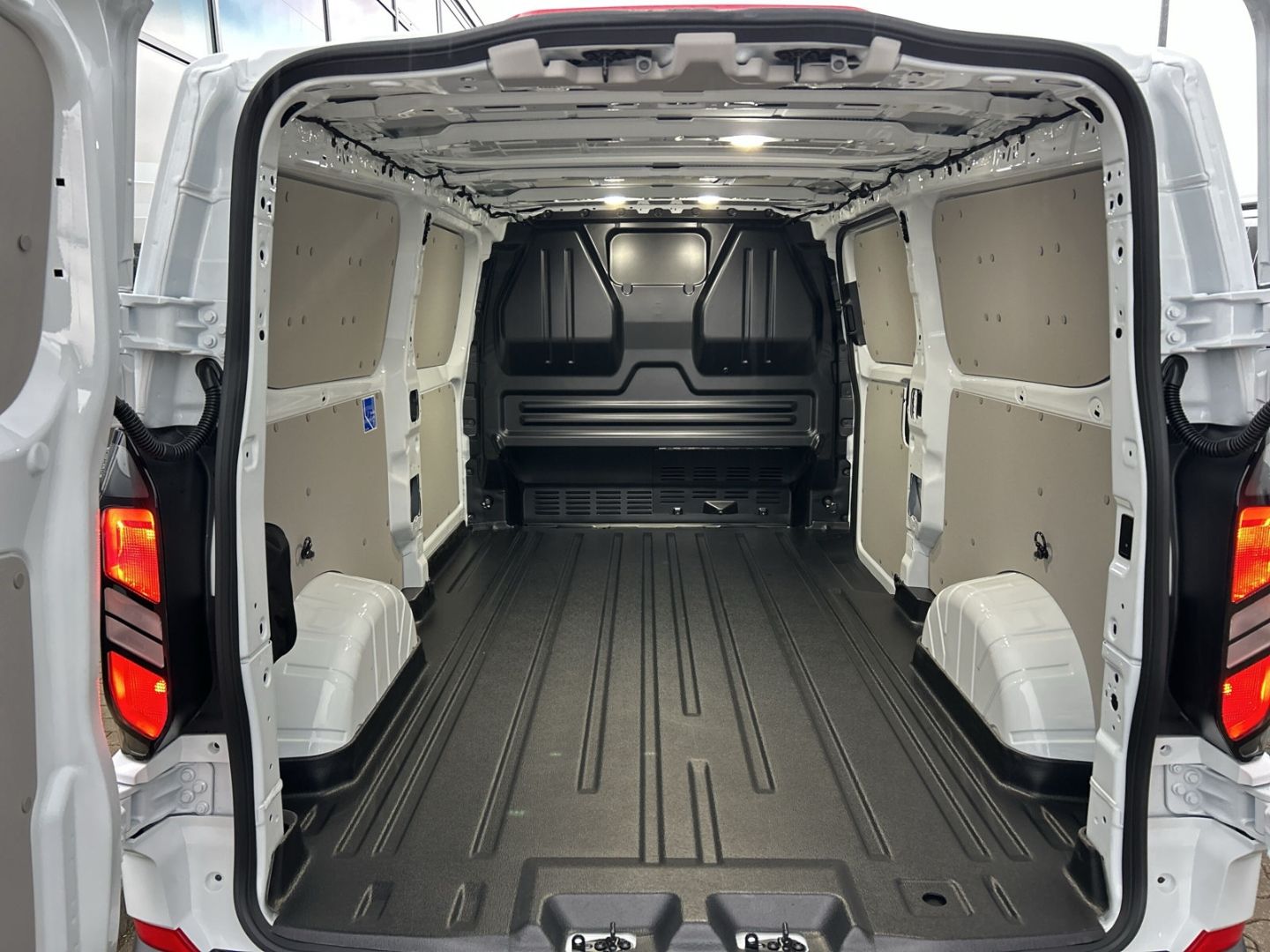 Ford Transit Custom - Bild 9 von 15