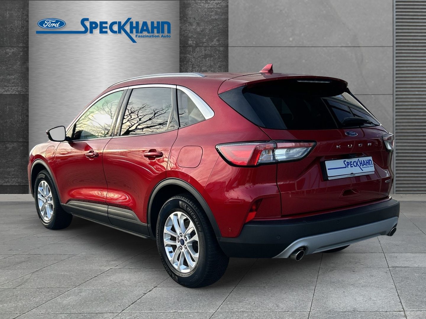 Ford Kuga Plug-In Hybrid Titanium X -AHK schwenkbar-Fahrassistenzpaket-Winterpaket- - Bild 2 von 20