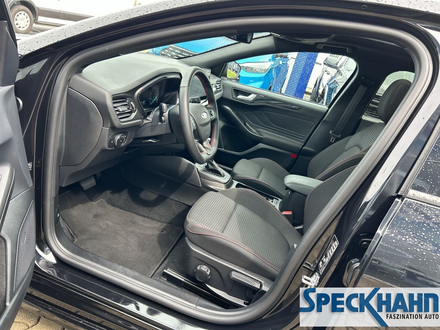 Ford Focus Turnier - Bild 10 von 15