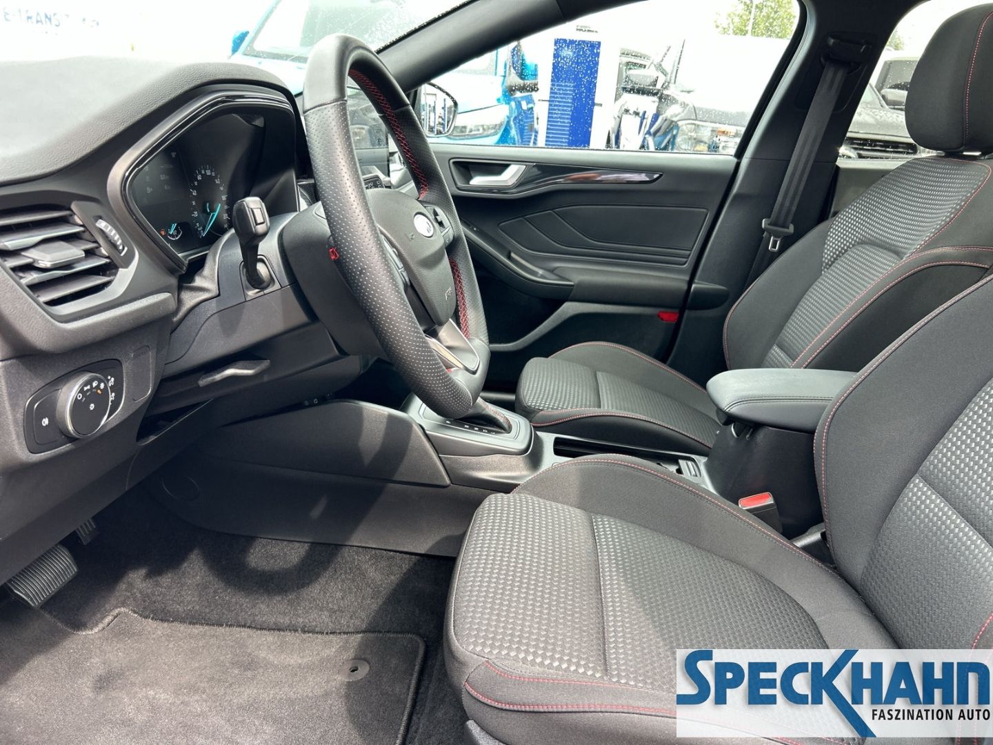 Ford Focus Turnier - Bild 11 von 15