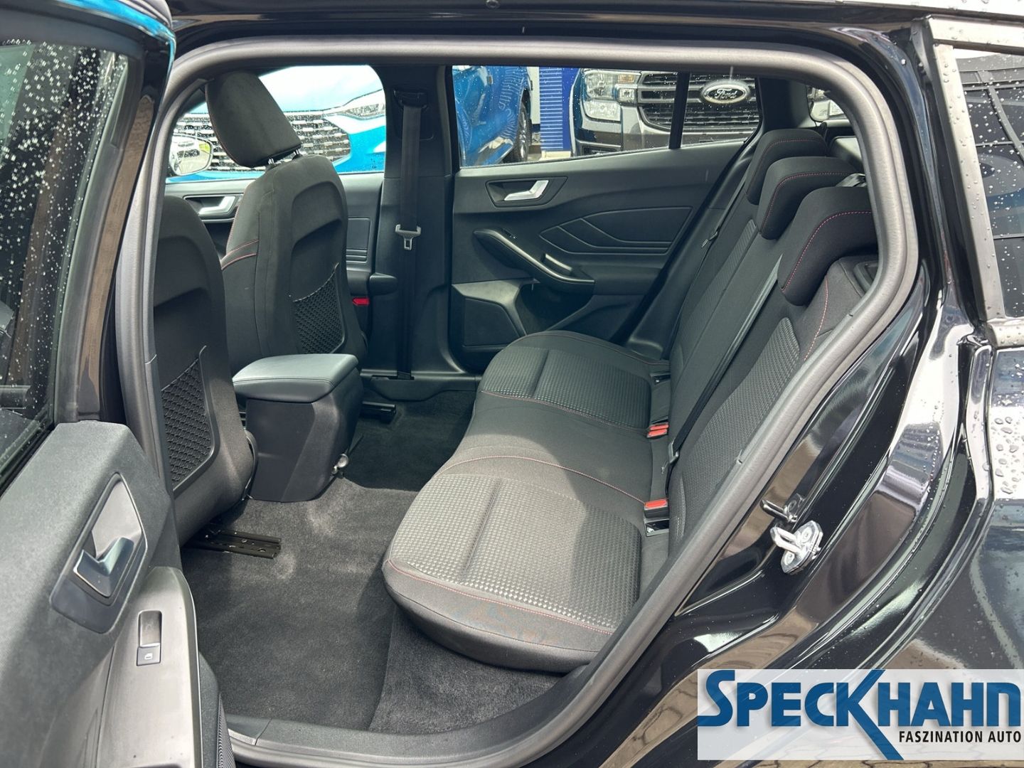Ford Focus Turnier - Bild 13 von 15