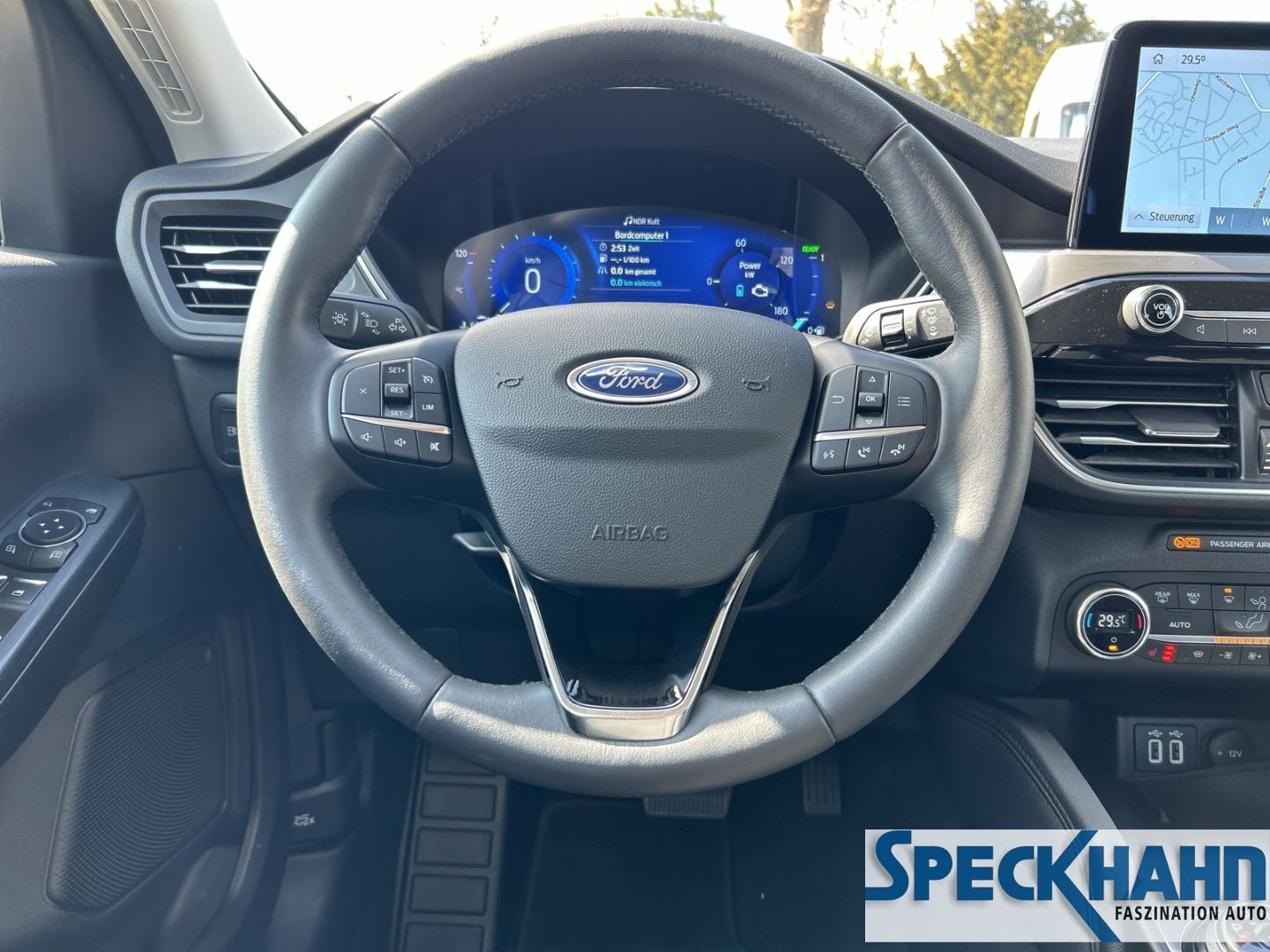 Ford Kuga Titanium AHK KLIMA KAMERA NAVI PHEV GANZJAHRESREIFEN - Bild 15 von 20