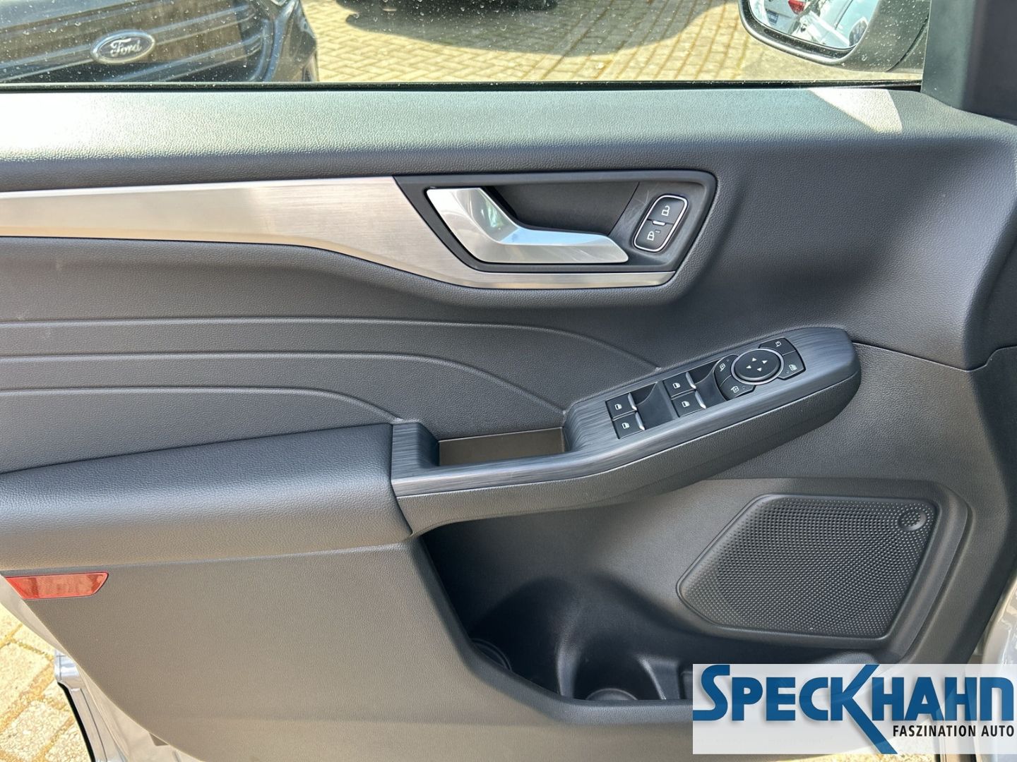 Ford Kuga Titanium AHK KLIMA KAMERA NAVI PHEV GANZJAHRESREIFEN - Bild 20 von 20