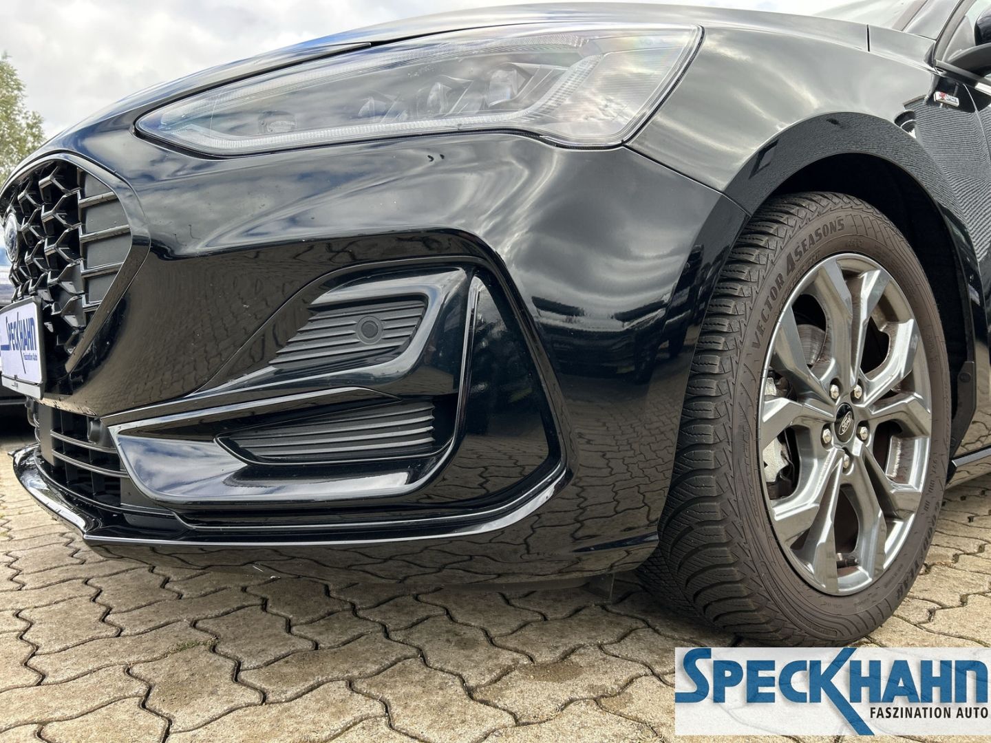 Ford Focus Turnier - Bild 7 von 15