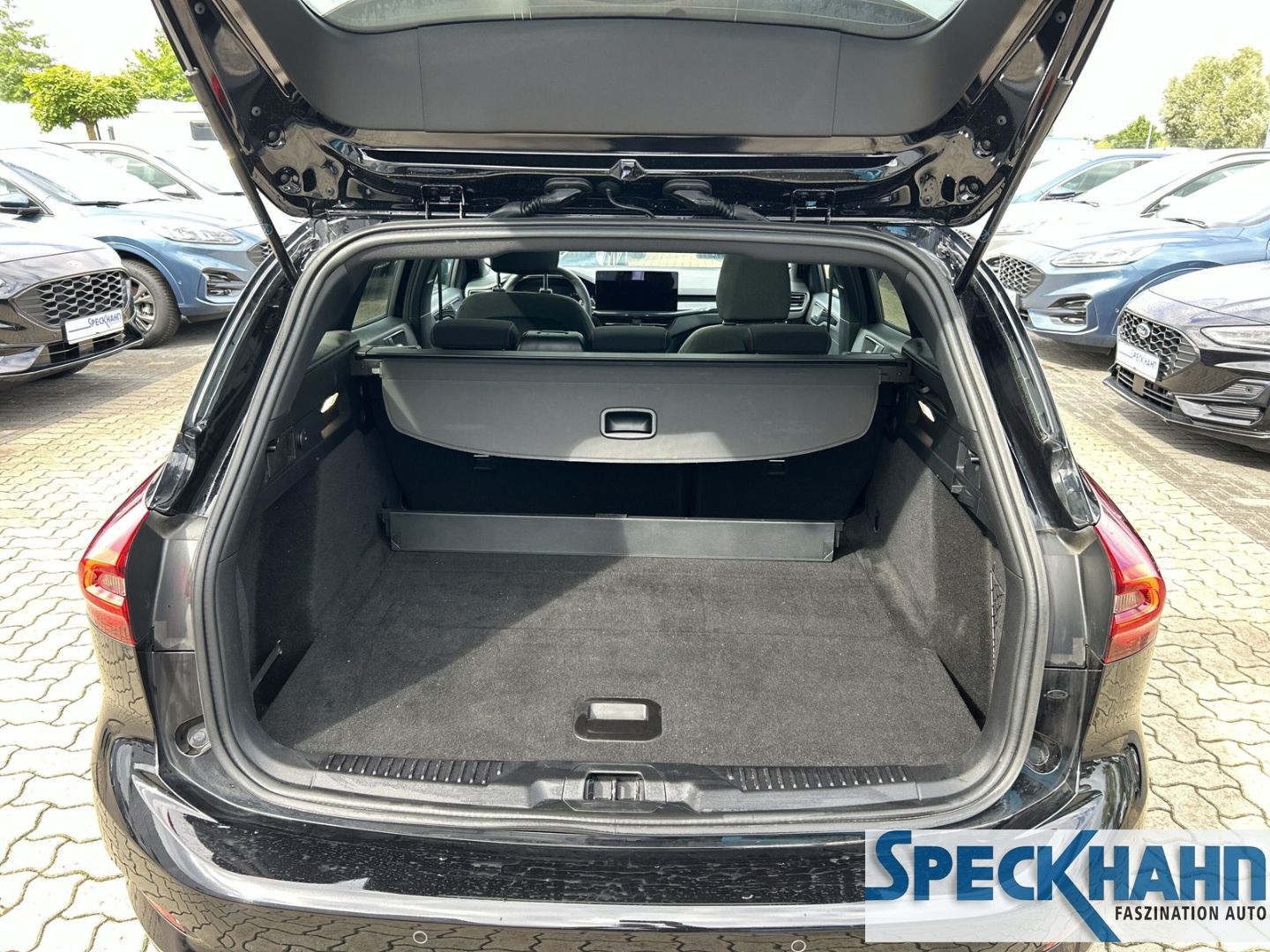 Ford Focus Turnier - Bild 9 von 15