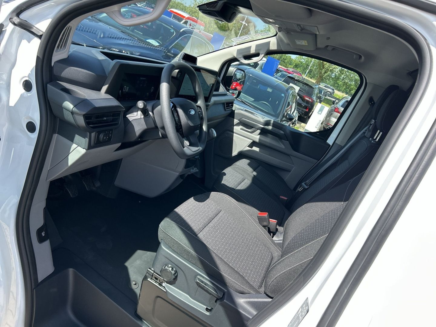 Ford Transit Custom - Bild 10 von 15