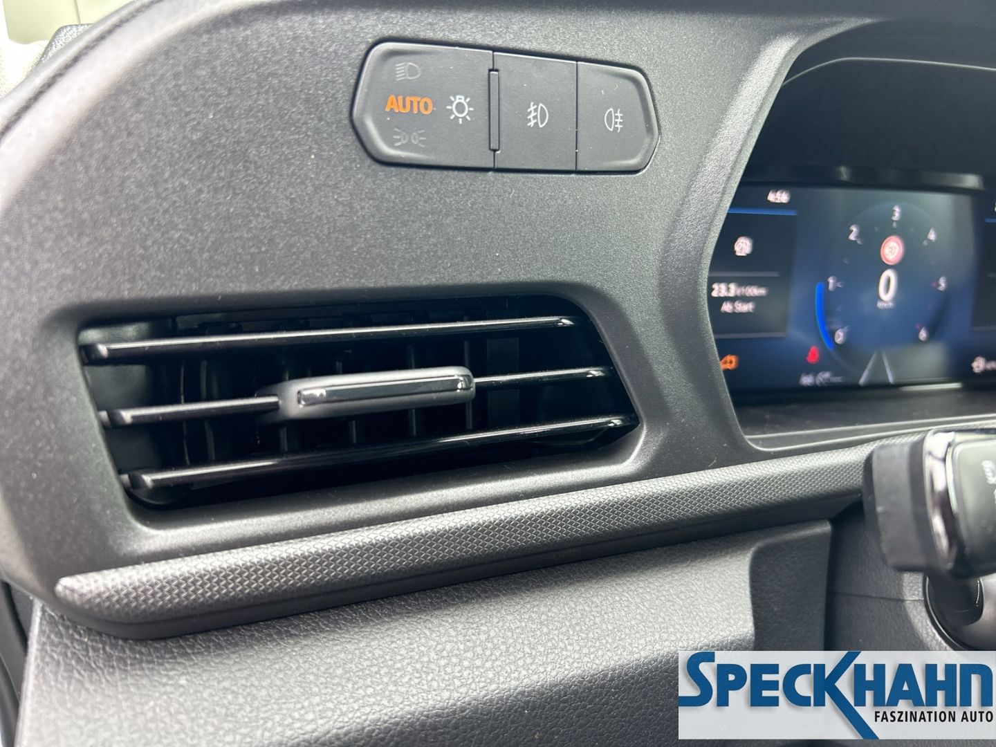 Ford Transit Connect Trend L1 Kasten 2.0 EcoBlue Navi Apple CarPlay - Bild 19 von 20