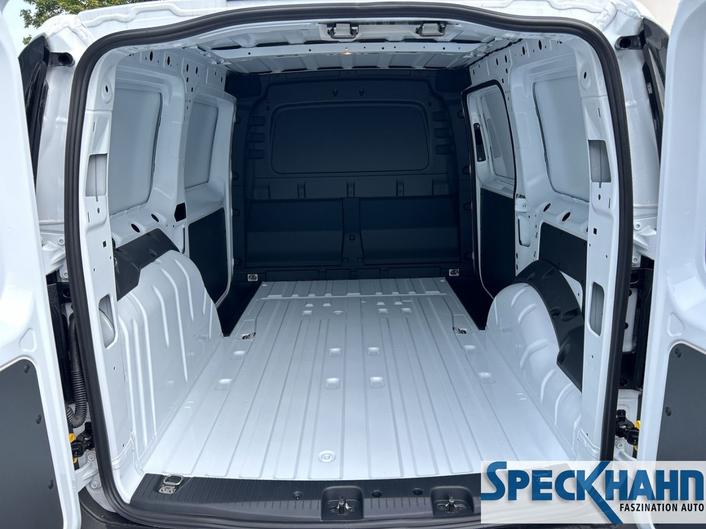 Ford Transit Connect Trend L1 Kasten 2.0 EcoBlue Navi Apple CarPlay - Bild 9 von 20