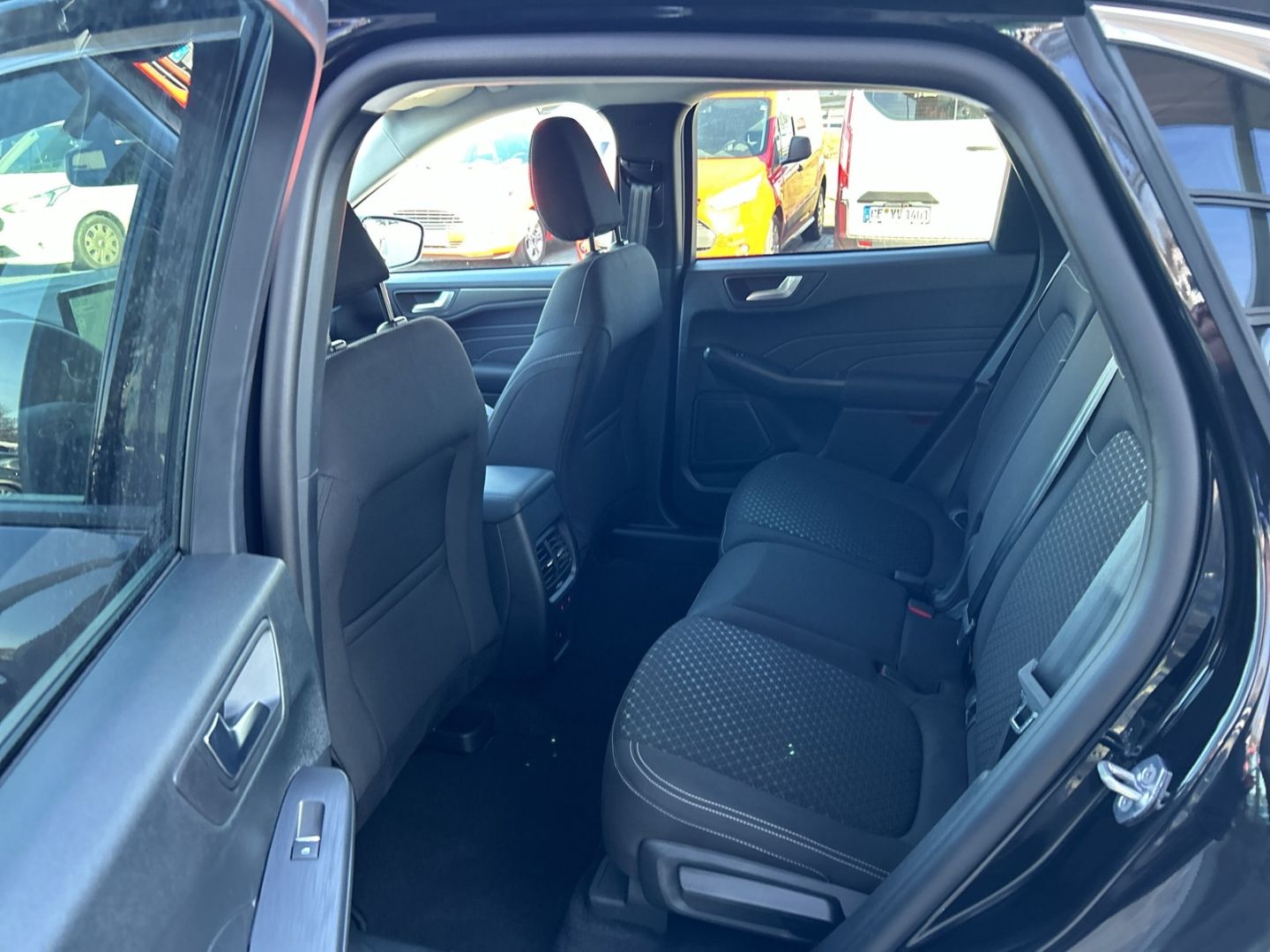 Ford Kuga Plug-In Hybrid Titanium AHK-klappbar Kamera LED - Bild 13 von 20