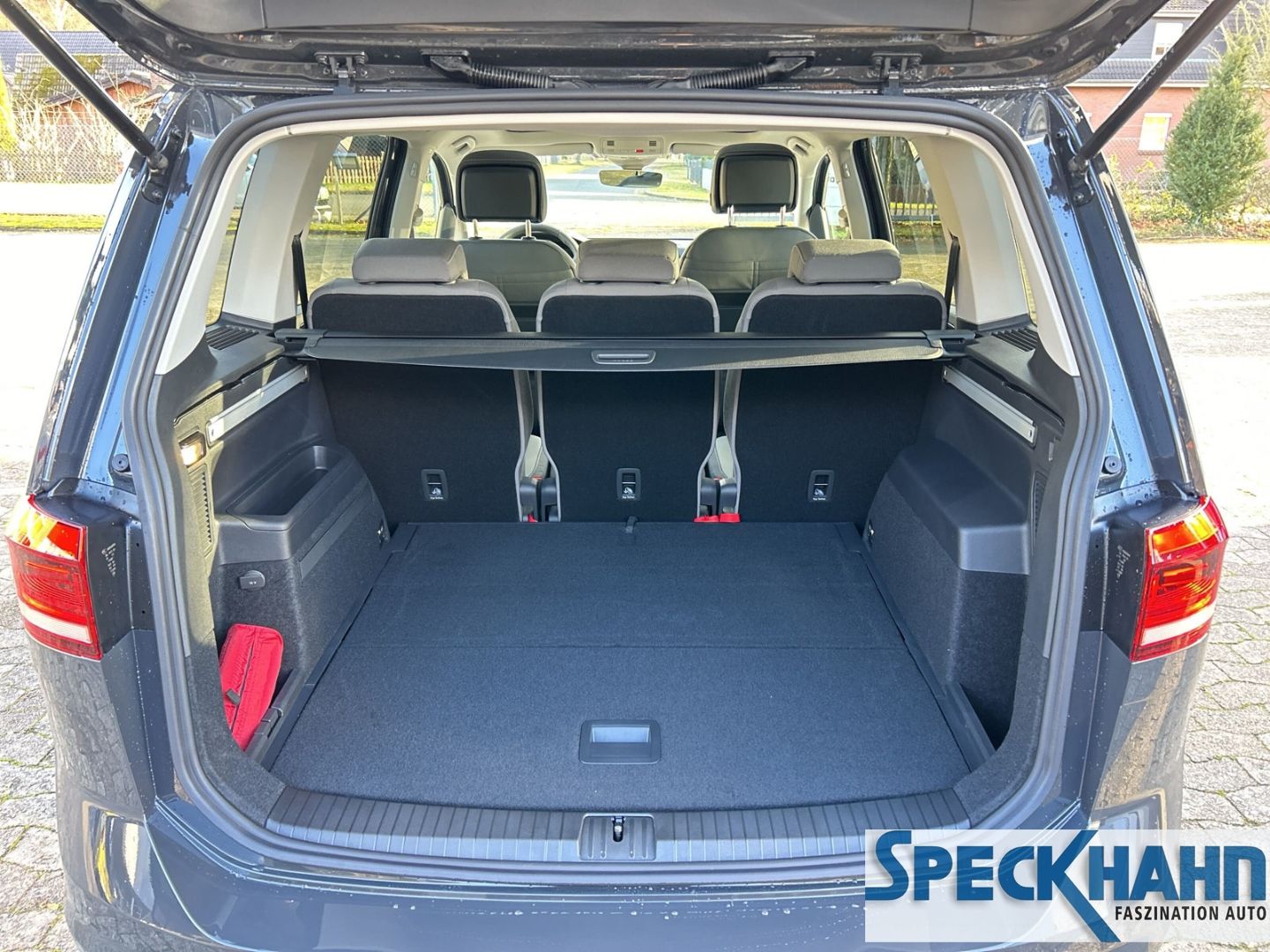 Volkswagen Touran Highline BMT 1.5 TSI Pano Sitzhzg. Top-Paket - Bild 9 von 20
