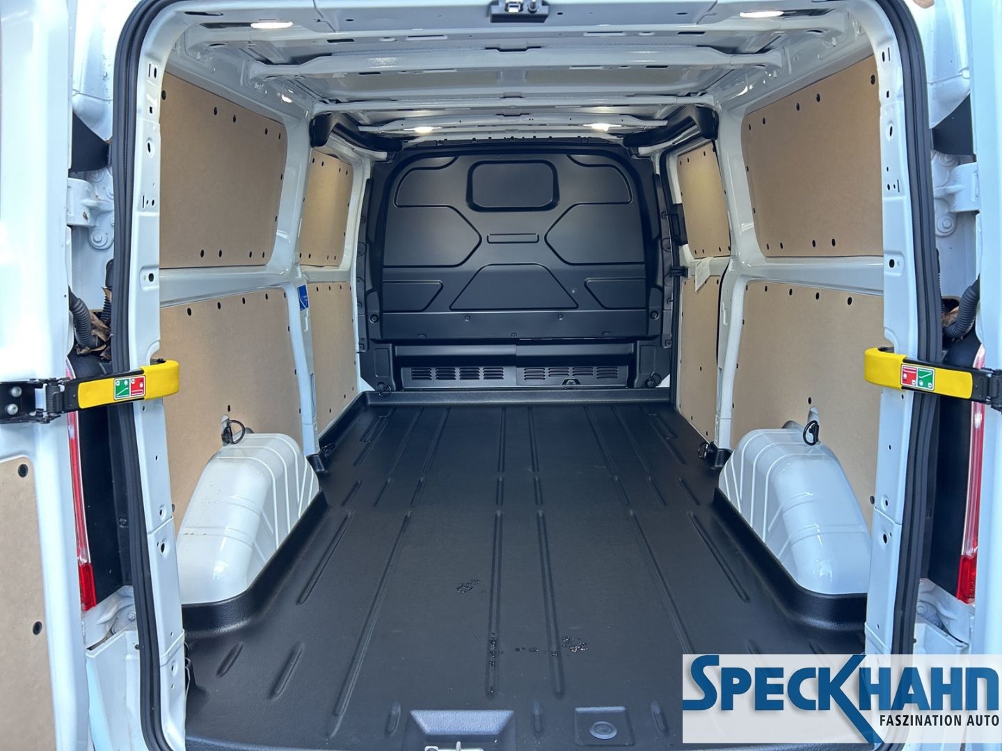 Ford Transit Custom - Bild 9 von 15