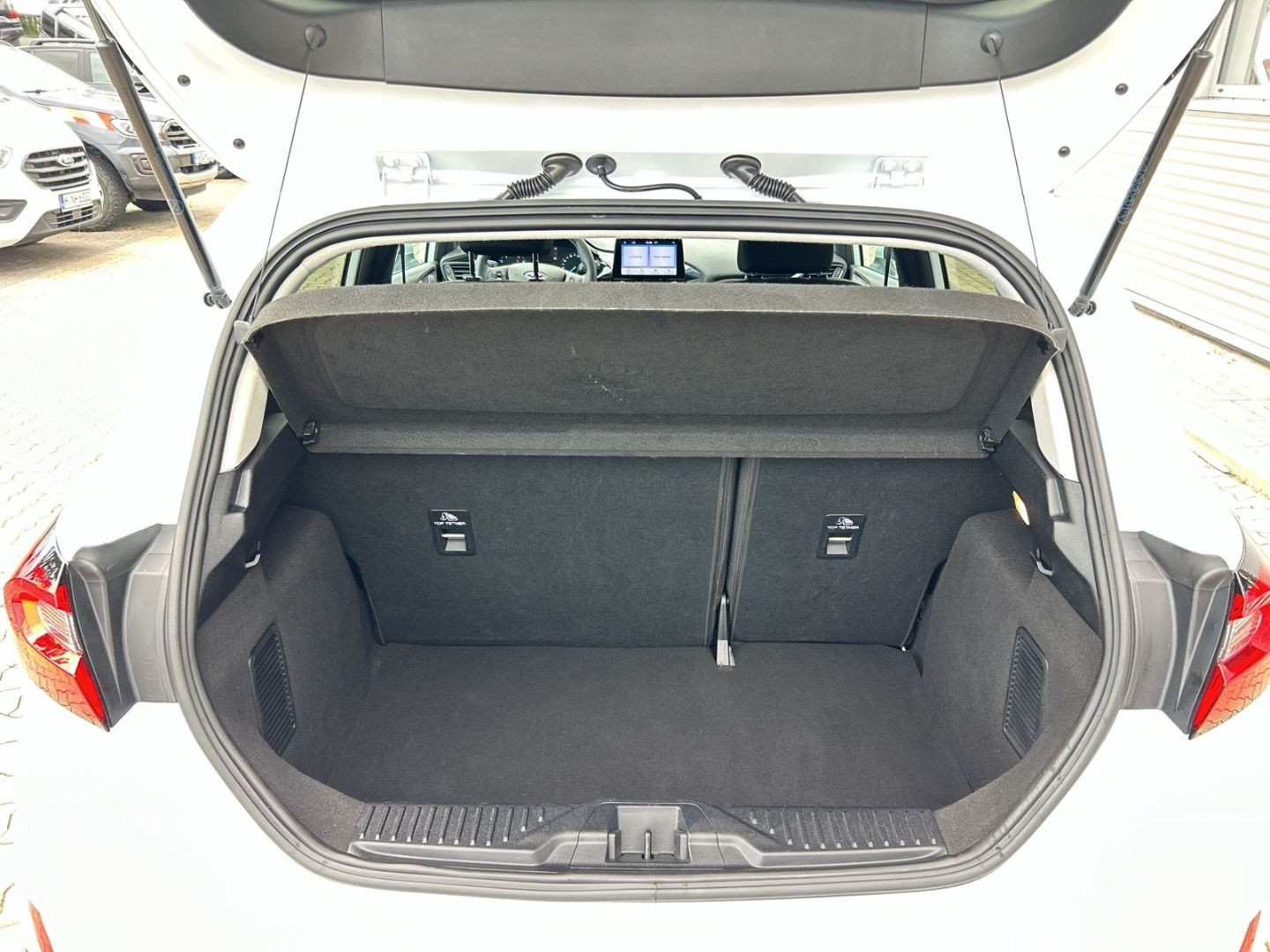 Ford Fiesta - Bild 9 von 15