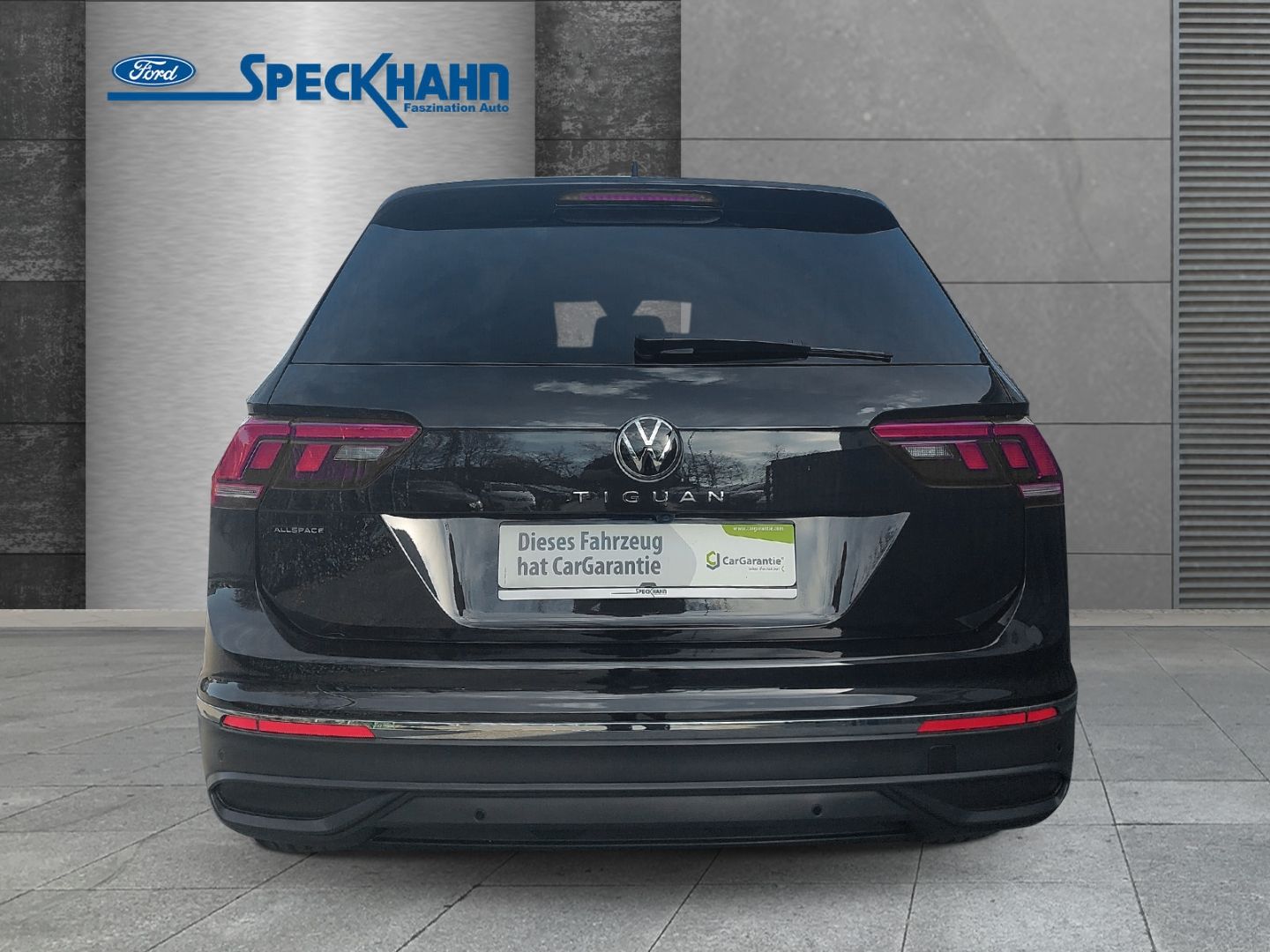 Volkswagen Tiguan Allspace Life 2.0 TDI Kamera 7-Sitzer Panorama AHK ACC - Bild 3 von 20