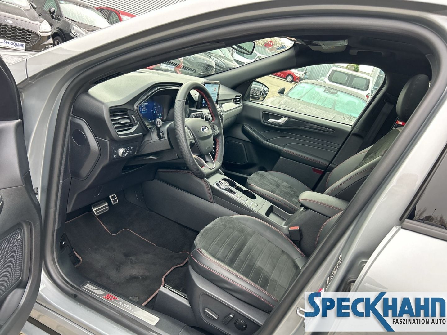 Ford Kuga Plug-In Hybrid ST-Line X Winter-Paket Panoramadach LED-adaptiv el.Heckklappe - Bild 10 von 20