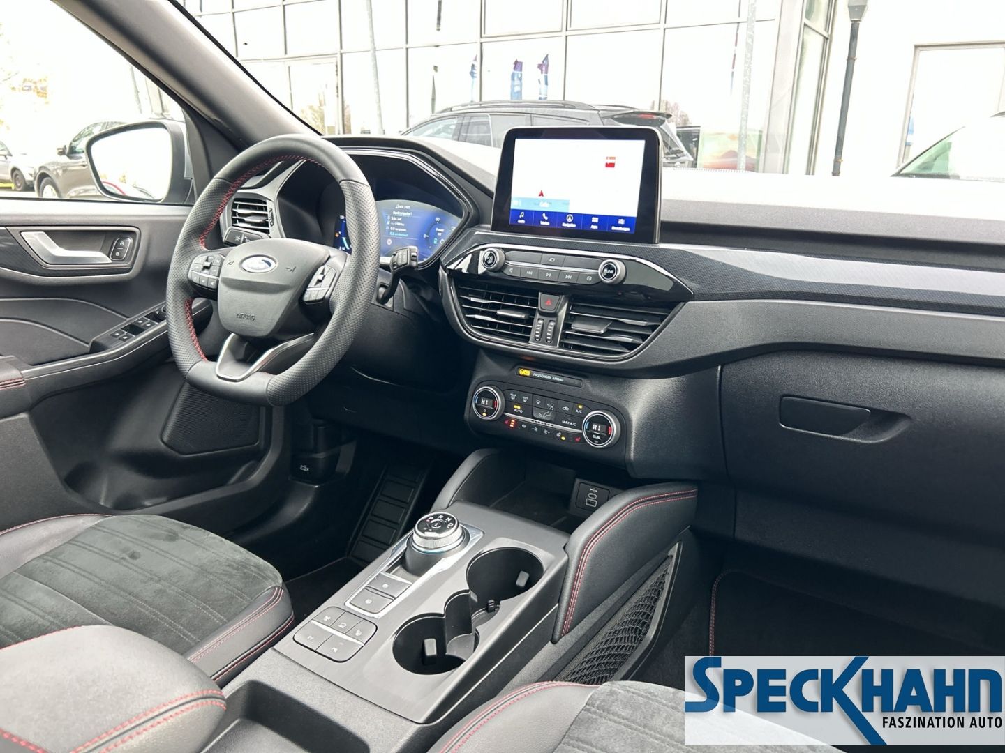 Ford Kuga Plug-In Hybrid ST-Line X Winter-Paket Panoramadach LED-adaptiv el.Heckklappe - Bild 12 von 20